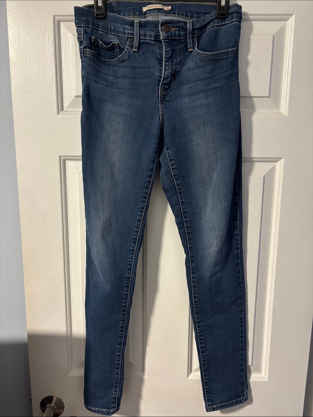 Levi’s 311 Shaping Skinny Women’s Mid-Blue Slim Fit Jeans Size 28